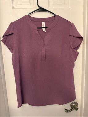 Casual Flutter Sleeve Henley Top - Mauve